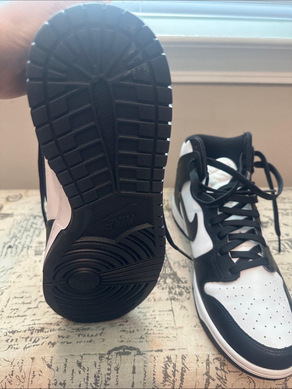 Nike Black and White High-Top Sneakers - Picture 3 of 7